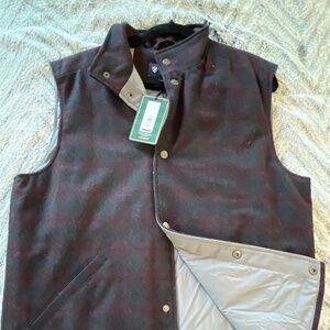 Cremieux Men’s Vest